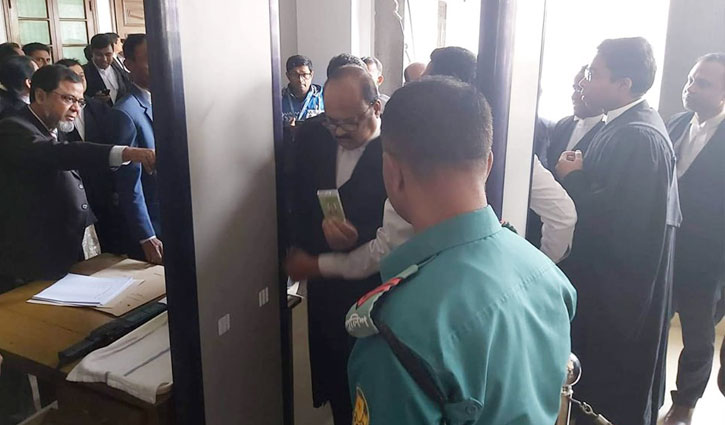 Khaleda’s bail hearing: Court allows 60 lawyers