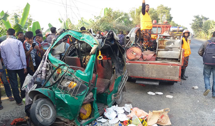 Mother, son among 3 killed in road crash