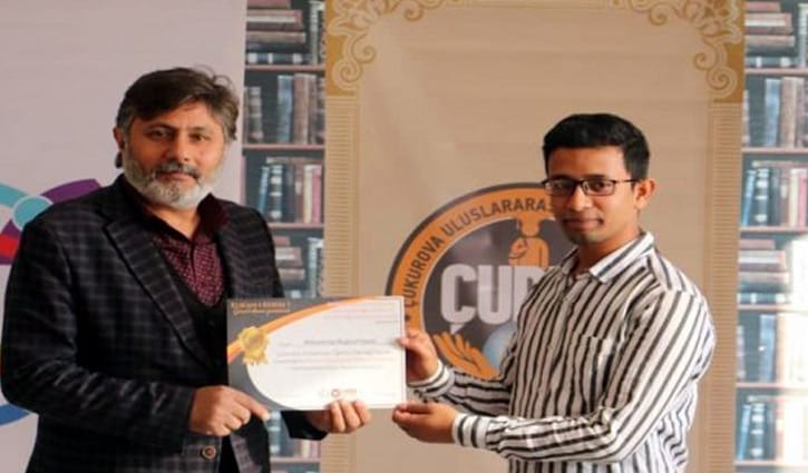 তুরস্কে কিরাত প্রতিযোগিতায় স্বর্ণপদক পেল বাংলাদেশি হাফেজ তুরস্কে কিরাত প্রতিযোগিতায় স্বর্ণপদক পেল বাংলাদেশি হাফেজ