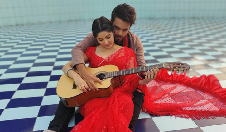 তুই কি আমার হবি রে? তুই কি আমার হবি রে?