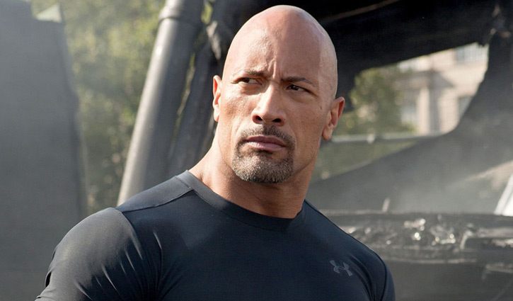 বলিউডে আগ্রহী দ্য রক