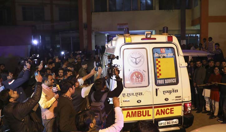 Unnao woman, who was set on fire, dies 