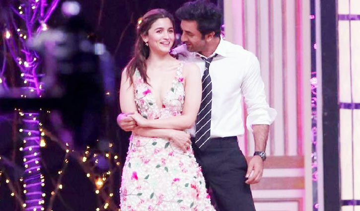 কোথায় বিয়ে করছেন রণবীর-আলিয়া?