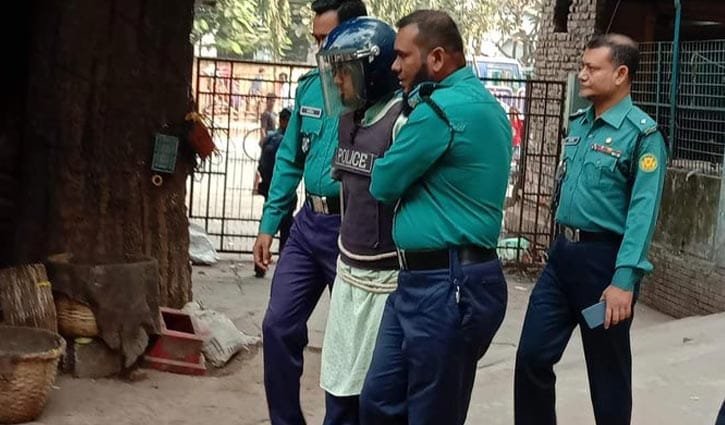 Regan tells court how he got IS cap