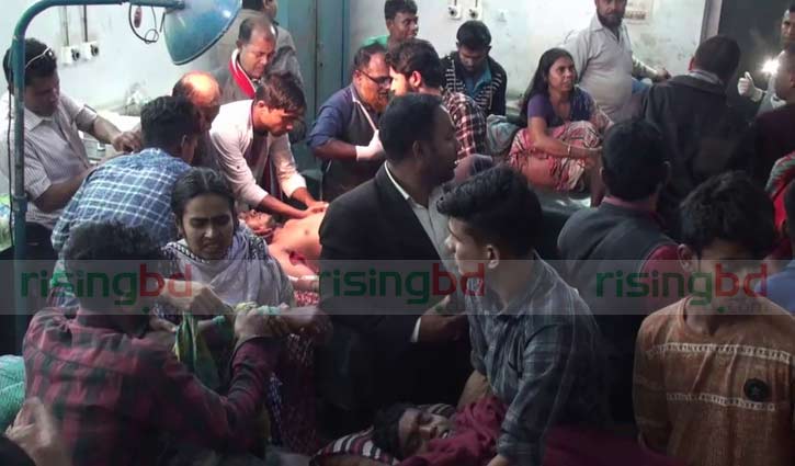 25 injured in clash over land dispute  in Gopalganj