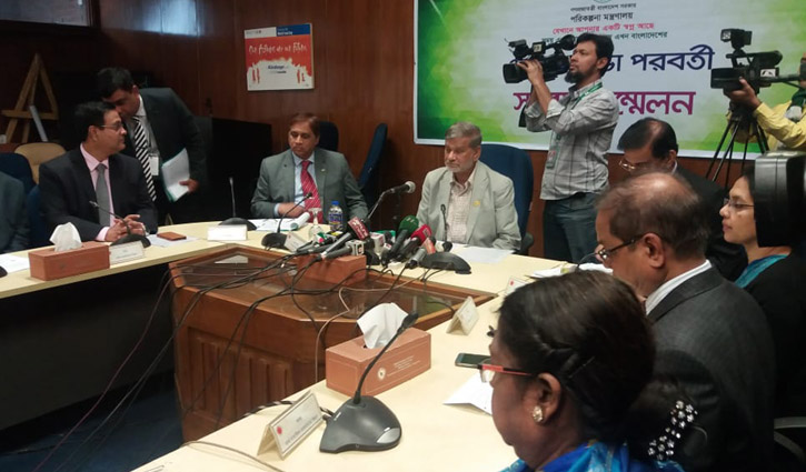 ‘Put emphasis on railways, river ways’