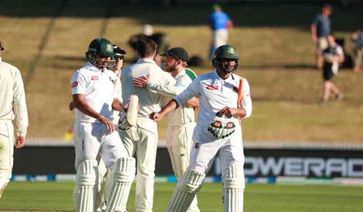 সৌম্য-মাহমুদউল্লাহর ব্যাটিং ঝলকের পরও ইনিংস পরাজয়