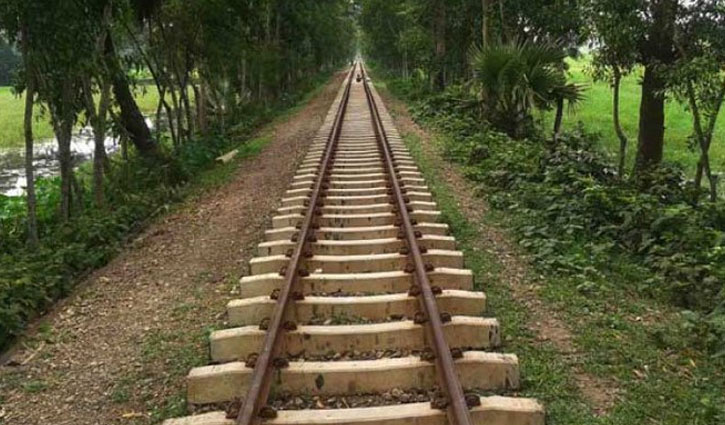 Rail links in Rajshahi halted