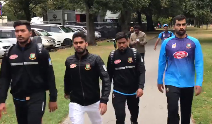 Bangladeshi cricketers escape New Zealand mosque attack 
