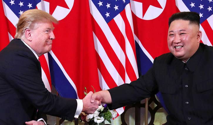 Kim Trump summit: Leaders in day of nuclear talks in Vietnam
