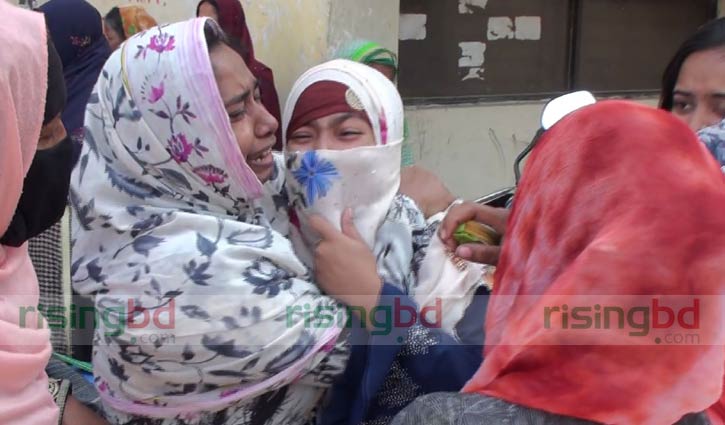 Bank official among 2 killed in Gopalganj road crash