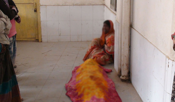 Two killed in separate road crashes in Gopalganj