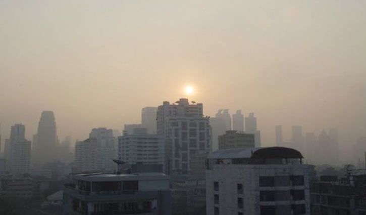 Bangkok schools closed over unhealthy pollution levels