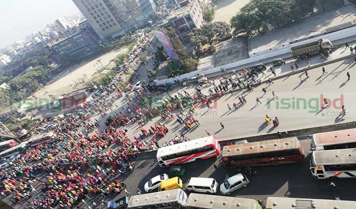 Worker protest blocks Uttara road