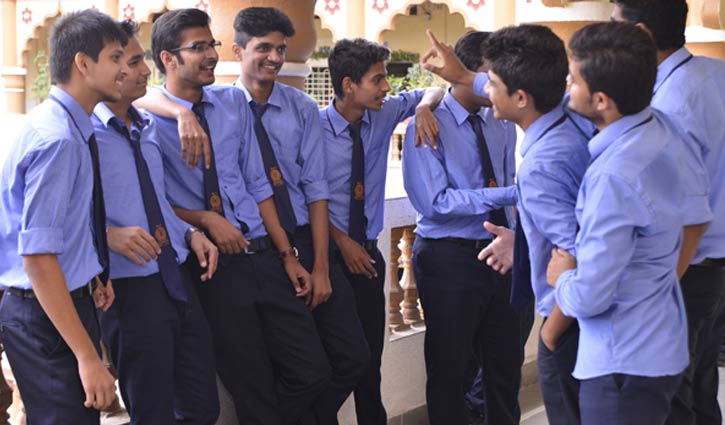 স্কুল থেকে কলেজে (শেষ পর্ব)  