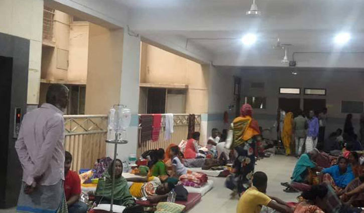 13 die of dengue fever at DMCH