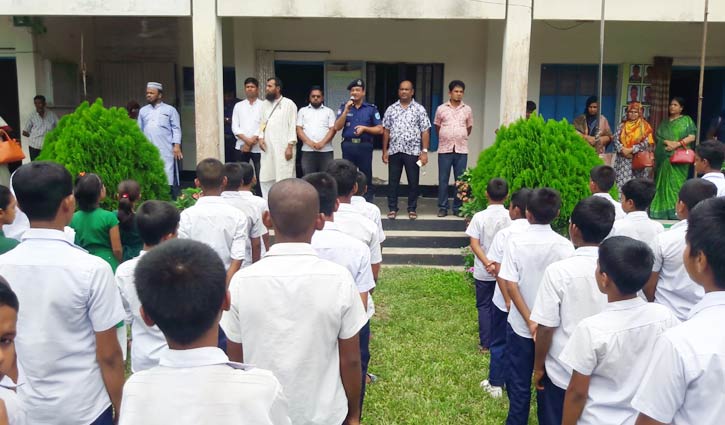 গুজব-গণপিটুনি ঠেকাতে স্কুল-কলেজে পুলিশ