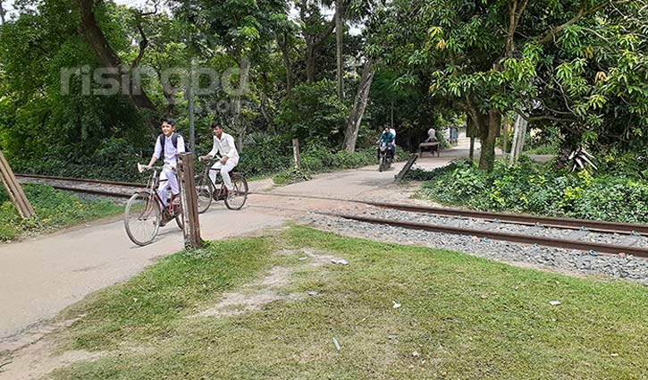 যশোরের ১৯ রেলক্রসিং খুবই বিপজ্জনক