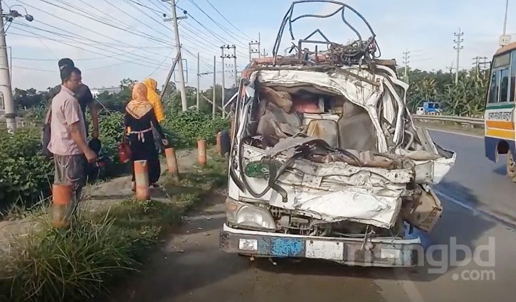 ট্রাক-পিকআপ সংঘর্ষে নিহত ৩