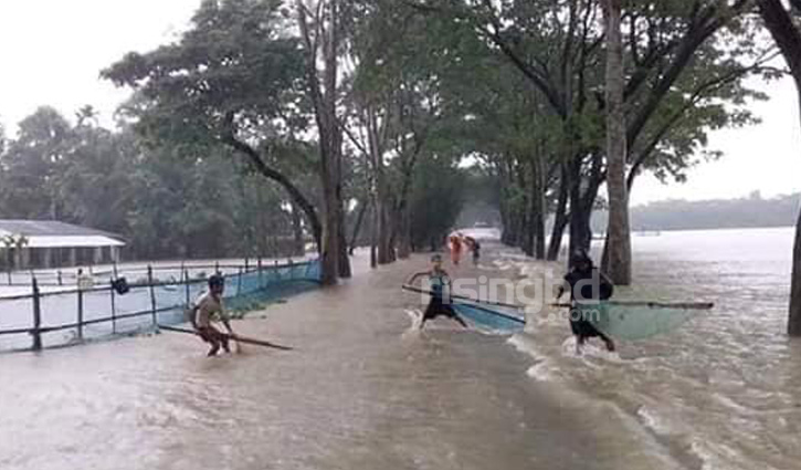 সিলেটে পাহাড়ি ঢলে নিম্নাঞ্চল প্লাবিত, সুনামগঞ্জেও বন্যা সিলেটে পাহাড়ি ঢলে নিম্নাঞ্চল প্লাবিত, সুনামগঞ্জেও বন্যা