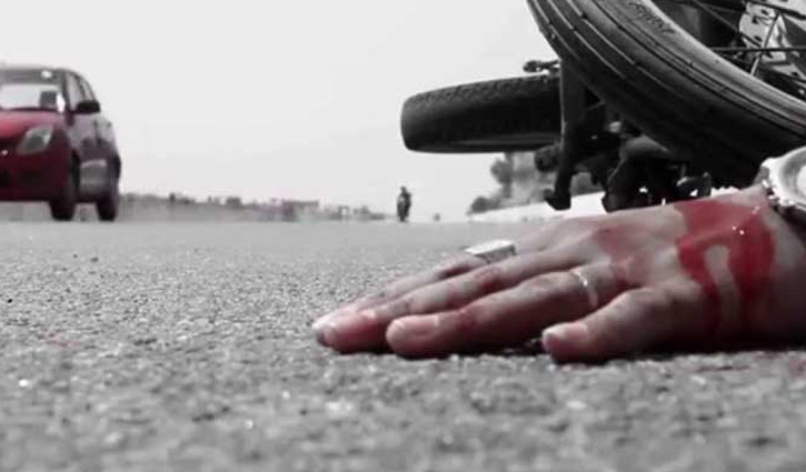 ট্রাকচাপায় দুই মোটরসাইকেল আরোহী নিহত