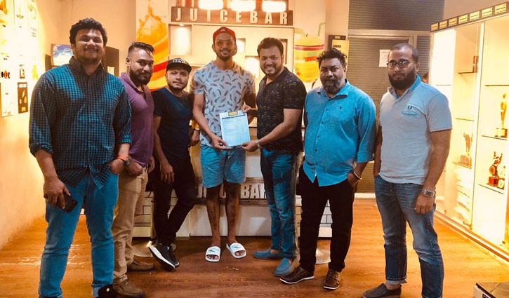 এবার সদস্যপদ নিলেন শুভ