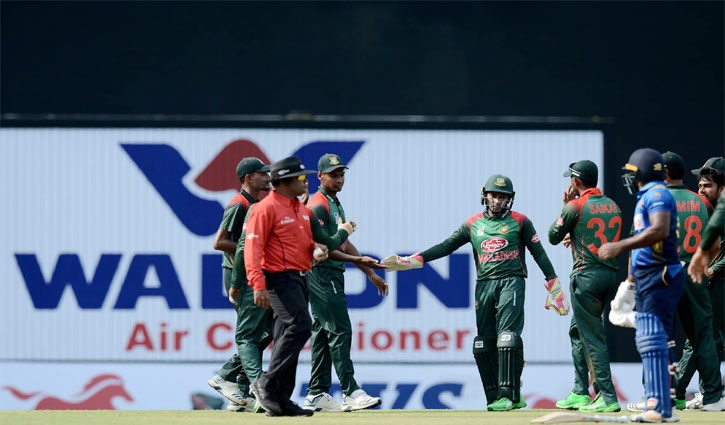 Sri Lanka set 315-run target for Bangladesh