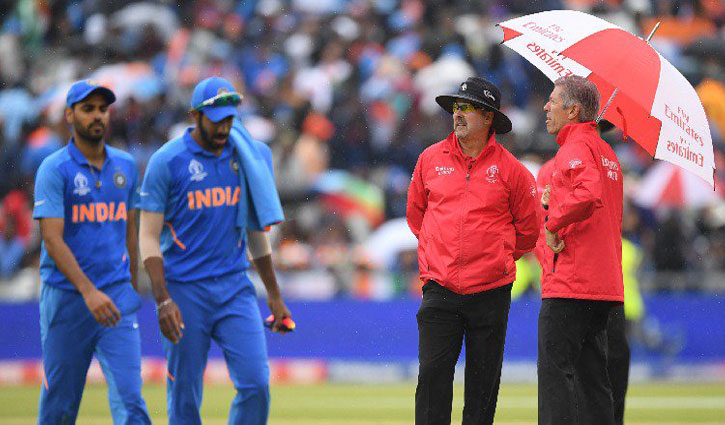 Rain forces World Cup semi between India, NZ into 2nd day