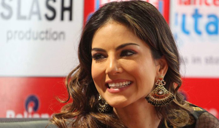 সানি লিওনের স্কুল