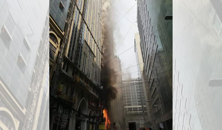  Banani FR Tower catches fire
