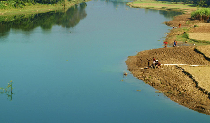 Decomposed body found in Pabna River