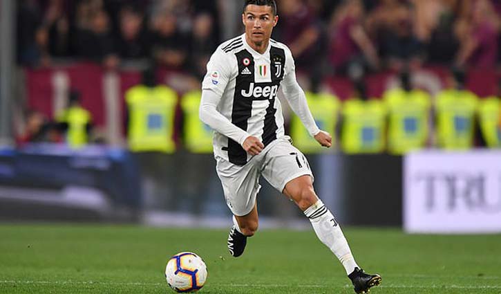 জাতীয় দলে ফিরছেন রোনালদো