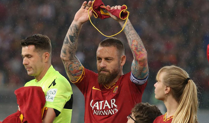 ১৯ বছর খেলে রোমাকে বিদায় বললেন রোসি