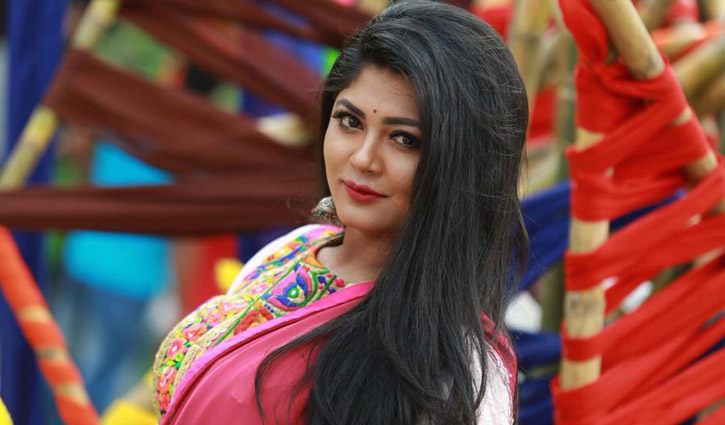 বুঝতে পারছি না আমরা কোথায় যাচ্ছি: মৌসুমী হামিদ