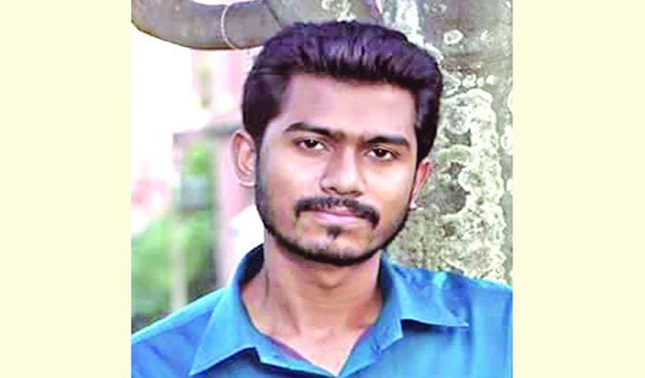 বগুড়ায় ডাকসু ভিপি নুরকে বেধড়ক মারধর বগুড়ায় ডাকসু ভিপি নুরকে বেধড়ক মারধর