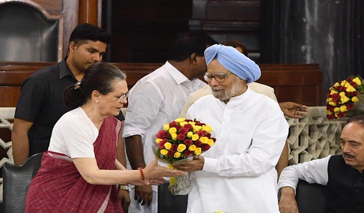 Sonia elected leader of Congress Parliamentary Party