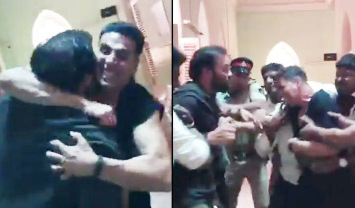 শুটিং সেটে অক্ষয়-রোহিতের হাতাহাতি!