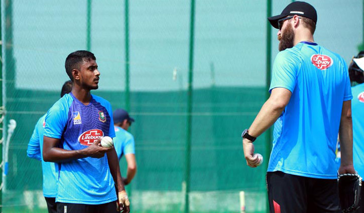 বিপ্লবে মুগ্ধ, নাঈম স্পেশাল ট্যালেন্ট : ভেট্টোরি বিপ্লবে মুগ্ধ, নাঈম স্পেশাল ট্যালেন্ট : ভেট্টোরি