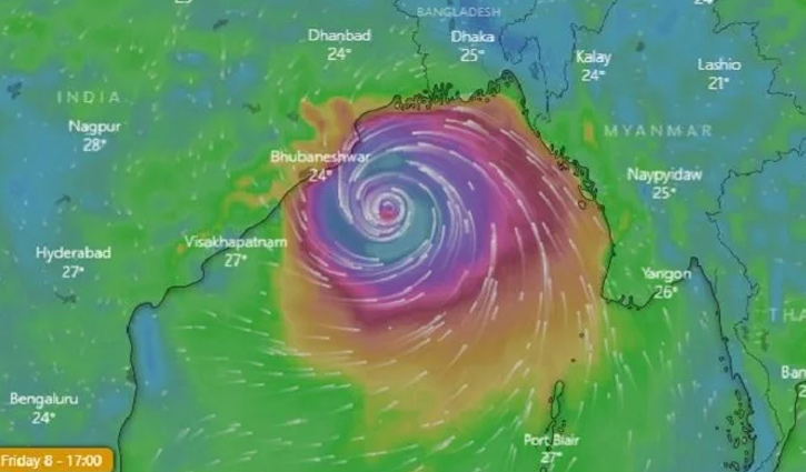 দুর্যোগ মোকাবেলায় সশস্ত্র বাহিনী প্রস্তুত দুর্যোগ মোকাবেলায় সশস্ত্র বাহিনী প্রস্তুত