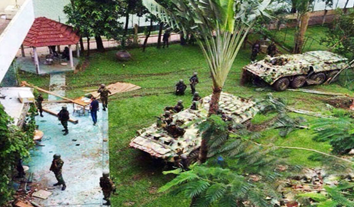 হলি আর্টিজান : ৩ আসামির খালাস দাবি হলি আর্টিজান : ৩ আসামির খালাস দাবি