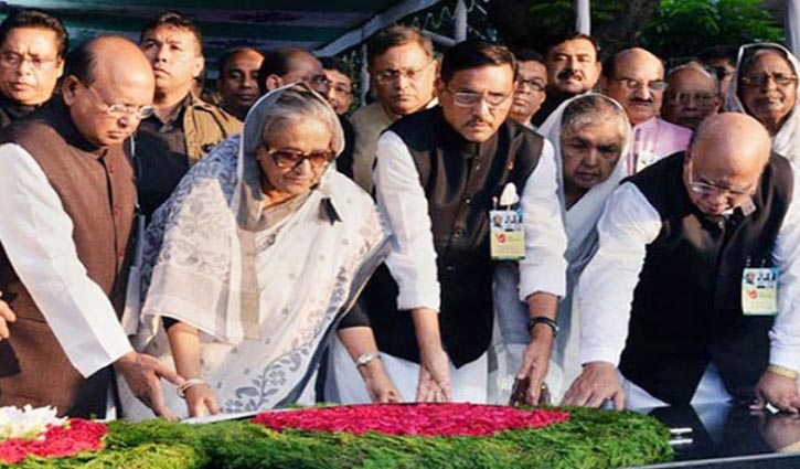 PM pays homage to Bangabandhu, four national leaders
