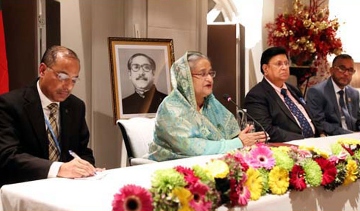 ‘দুর্নীতি ও সন্ত্রাসবাদের বিরুদ্ধে অভিযান অব্যাহত থাকবে’ ‘দুর্নীতি ও সন্ত্রাসবাদের বিরুদ্ধে অভিযান অব্যাহত থাকবে’