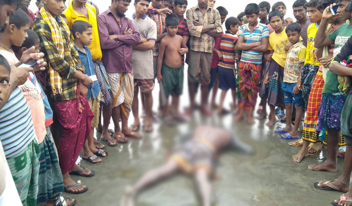 বুলবুলের প্রভাবে নিখোঁজ জেলের লাশ উদ্বার বুলবুলের প্রভাবে নিখোঁজ জেলের লাশ উদ্বার