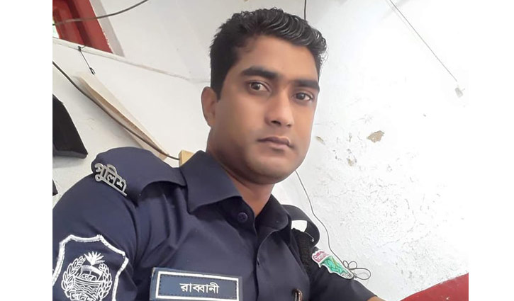 স্ত্রীর যৌতুক মামলায় পুলিশ স্বামী কারাগারে স্ত্রীর যৌতুক মামলায় পুলিশ স্বামী কারাগারে