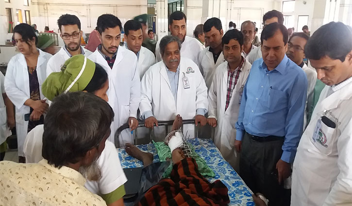 রেল দুর্ঘটনা: নিটোরে বিনামূল্যে চিকিৎসার নির্দেশ রেল দুর্ঘটনা: নিটোরে বিনামূল্যে চিকিৎসার নির্দেশ