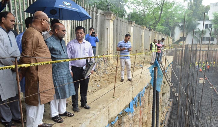 বার কাউন্সিল ভবন নির্মাণকাজ পরিদর্শনে পূর্তমন্ত্রী বার কাউন্সিল ভবন নির্মাণকাজ পরিদর্শনে পূর্তমন্ত্রী