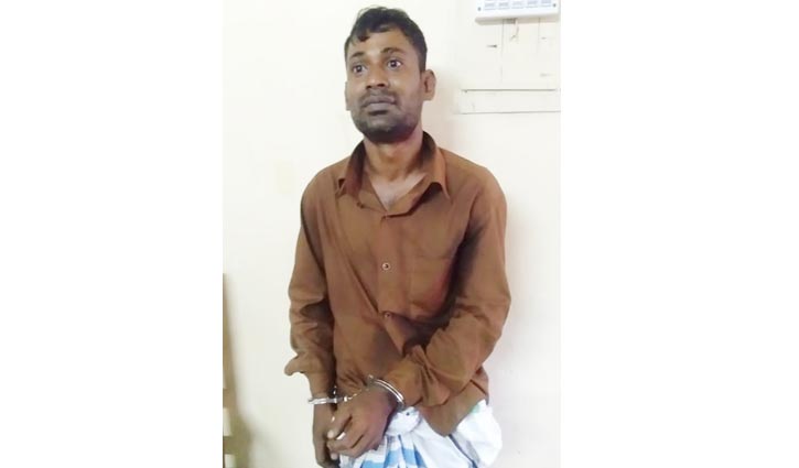 শীর্ষ মাদক ব্যবসায়ী গ্রেপ্তার শীর্ষ মাদক ব্যবসায়ী গ্রেপ্তার