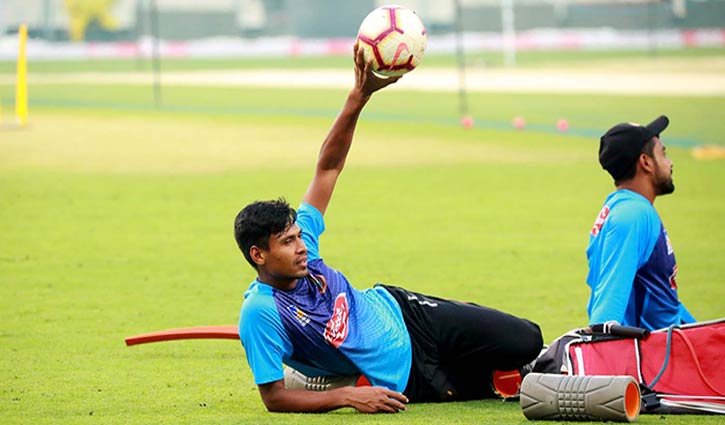 তিন পেসার নিয়ে নামবে বাংলাদেশ তিন পেসার নিয়ে নামবে বাংলাদেশ