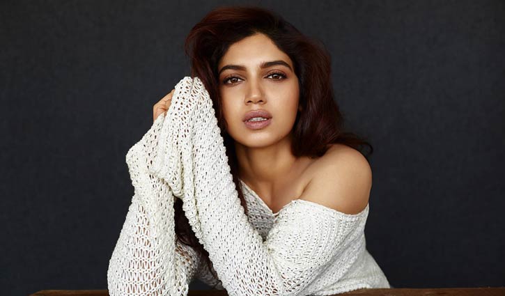 ক্ষমা চাইলেন ভূমি ক্ষমা চাইলেন ভূমি