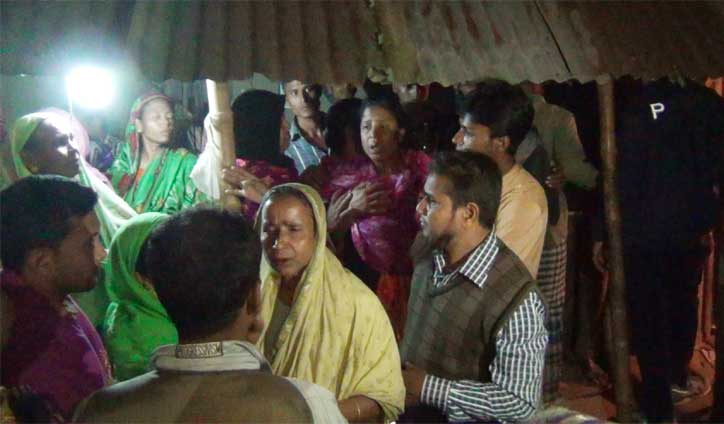 জয়পুরহাটে ভাইয়ের হাতে ভাই খুন জয়পুরহাটে ভাইয়ের হাতে ভাই খুন